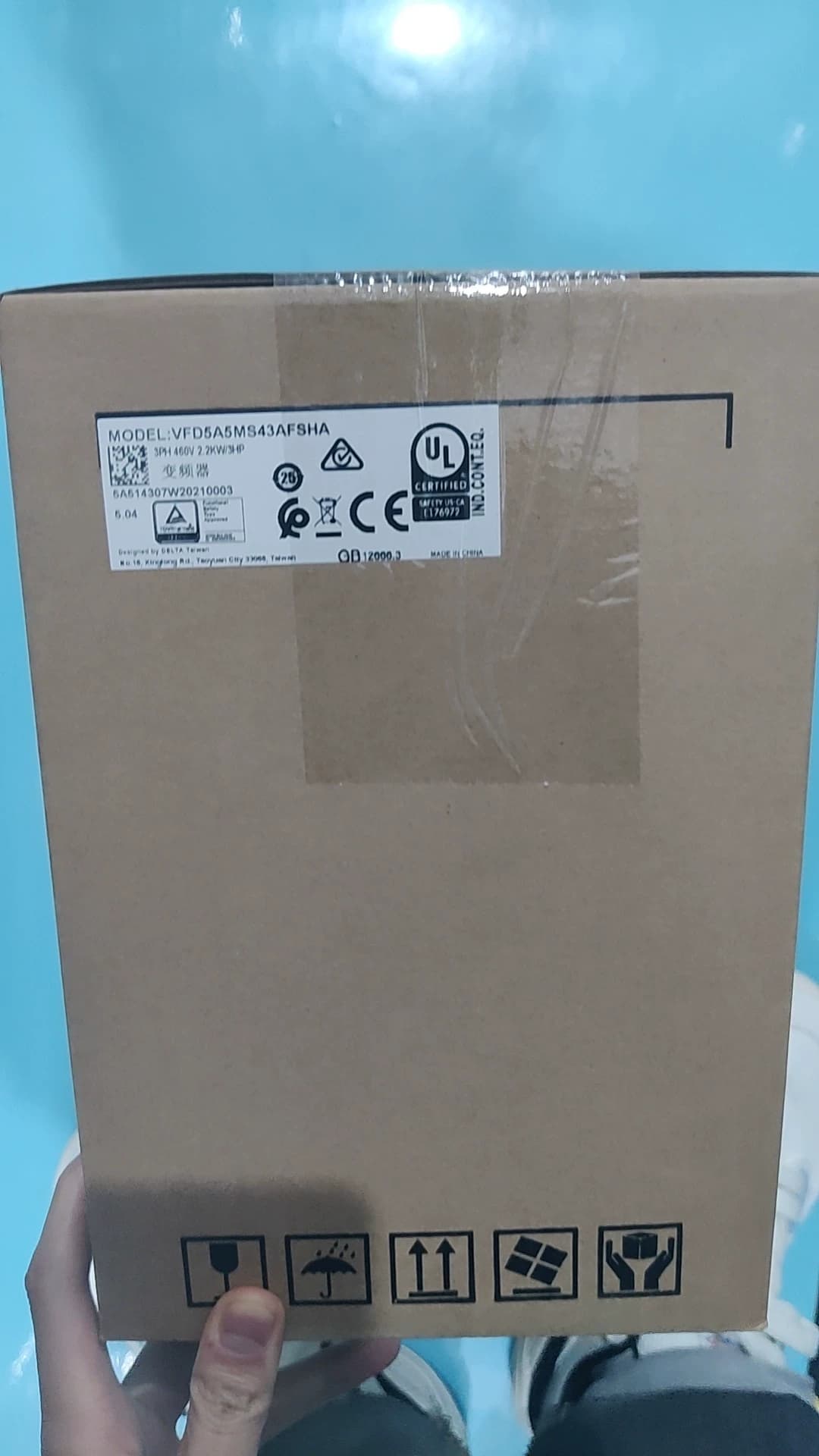 100% visiškai naujas originalus ir tikras Delta 380V 2,2KW VFD5A5MS43ANSAA Dažnio keitikliai Pavaros servo variklis