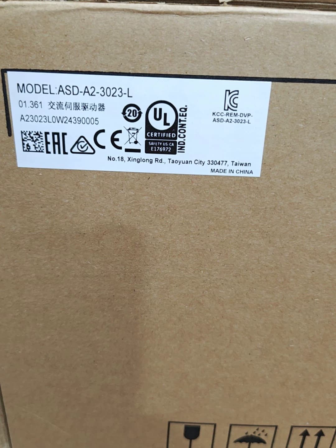 100% visiškai naujas originalus ir originalus Delta ASD-B3-3023-L Dažnio keitikliai Pavaros servo variklis