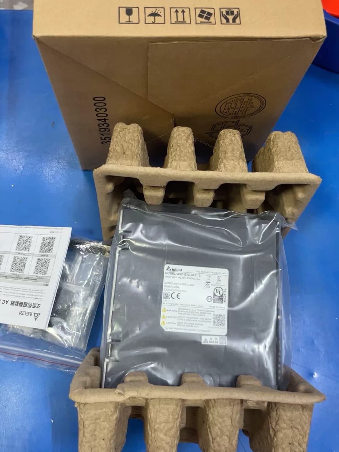 100% visiškai naujas originalus ir originalus Delta ASD-E3-0421-L Dažnio keitikliai Pavaros servo variklis