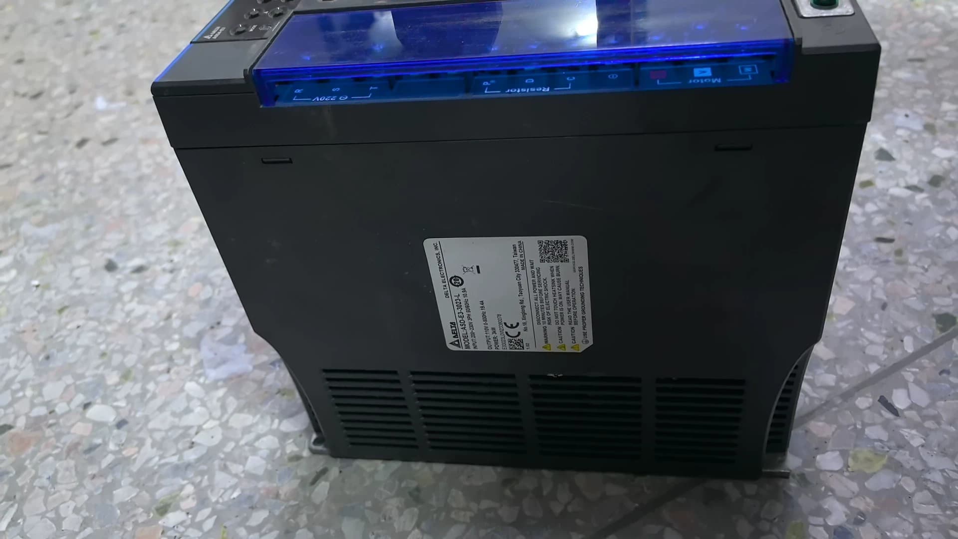 100% visiškai naujas originalus ir originalus Delta ASD-E3-3023-L Dažnio keitikliai Pavaros servo variklis