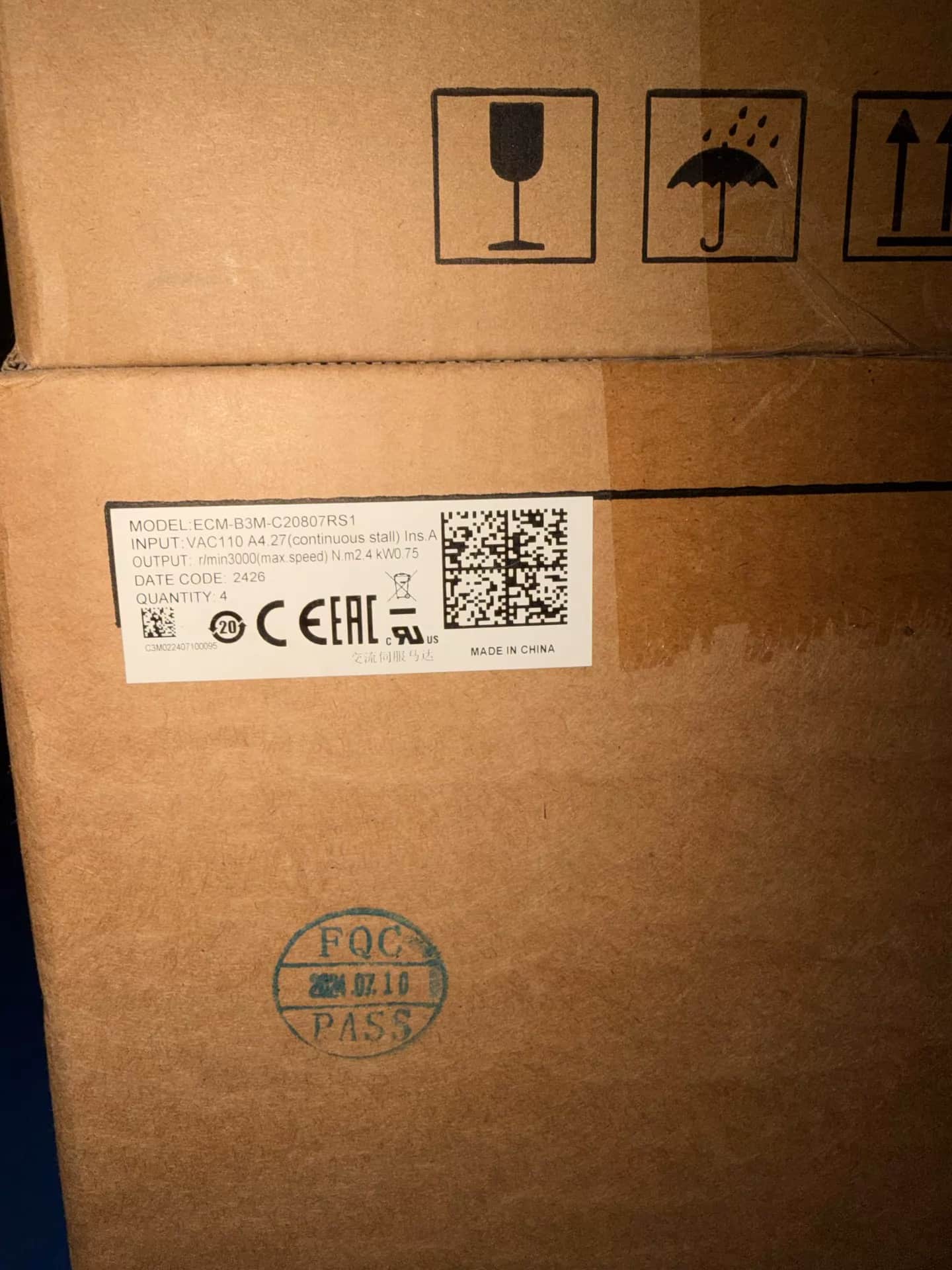 100% visiškai naujas originalus ir originalus Delta ECM-B3M-C20807RS1 Dažnio keitikliai Pavaros servo variklis