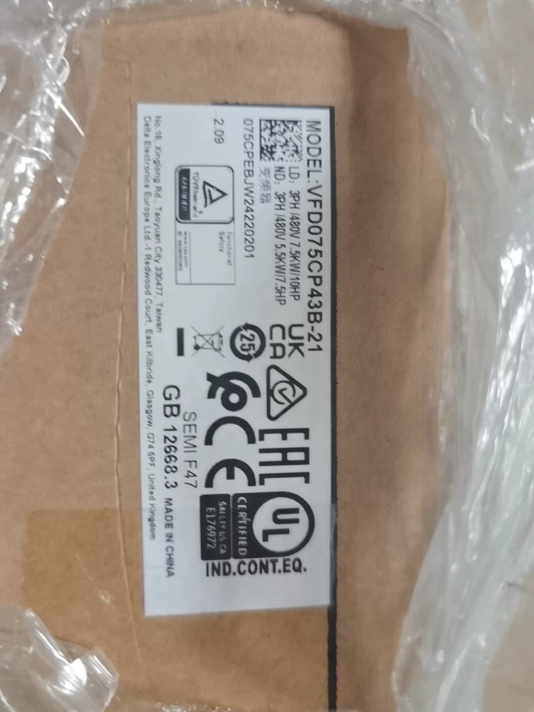 100% visiškai naujas, originalus ir originalus Delta VFD075CP43B-21 380V 7.5KW Dažnio keitikliai Pavaros servo variklis