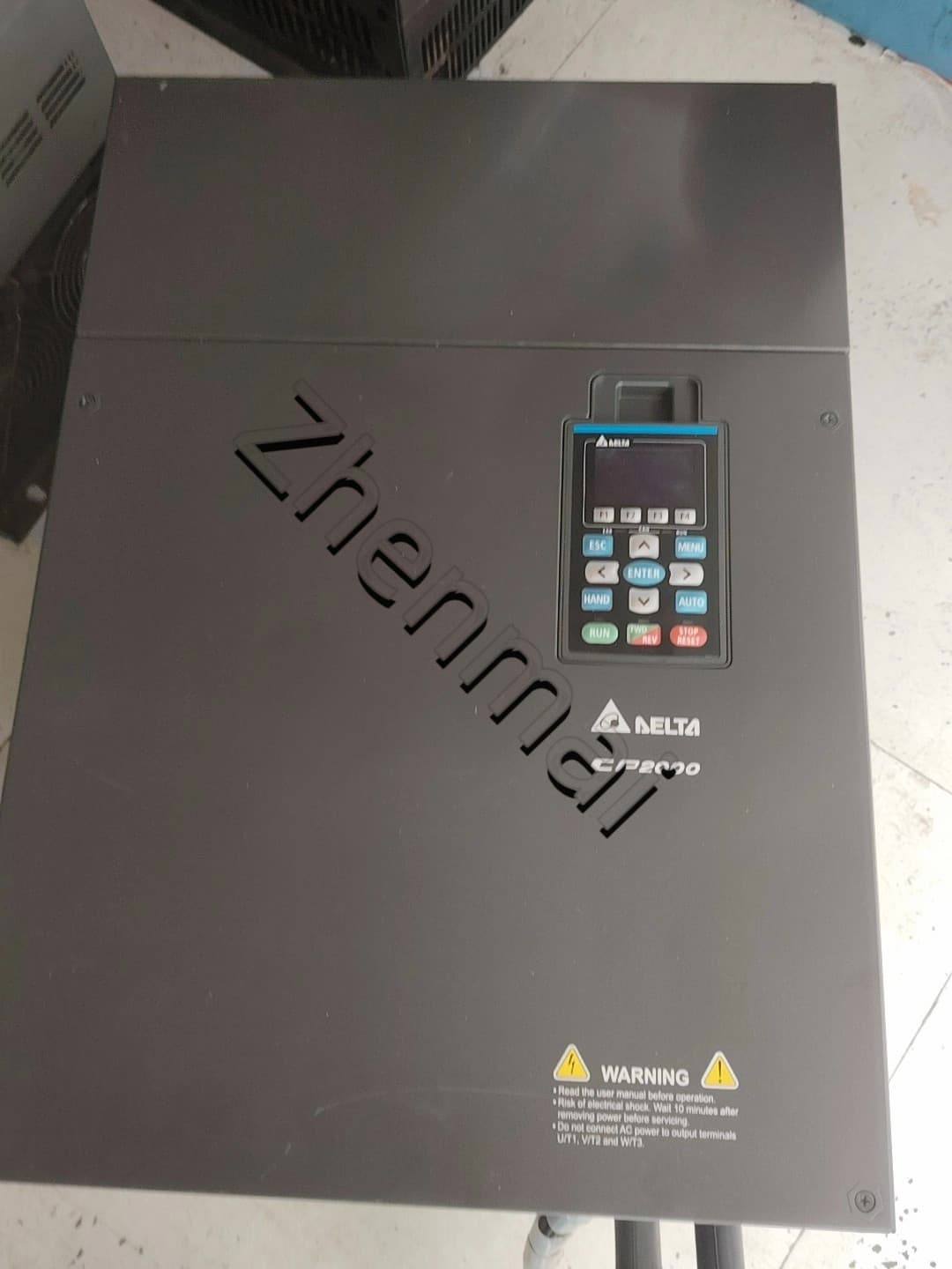 100% visiškai naujas originalus ir originalus Delta VFD1100CP43A-00 380V110KW Dažnio keitikliai Pavaros servo variklis