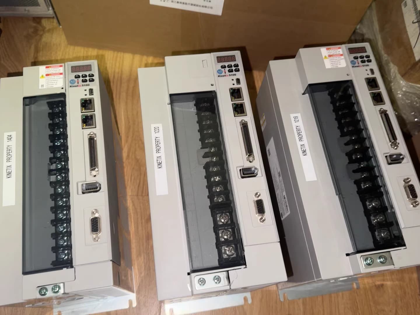 2198-E2055-ERS Kinetix 5100 servo, visiškai naujas ir originalus
