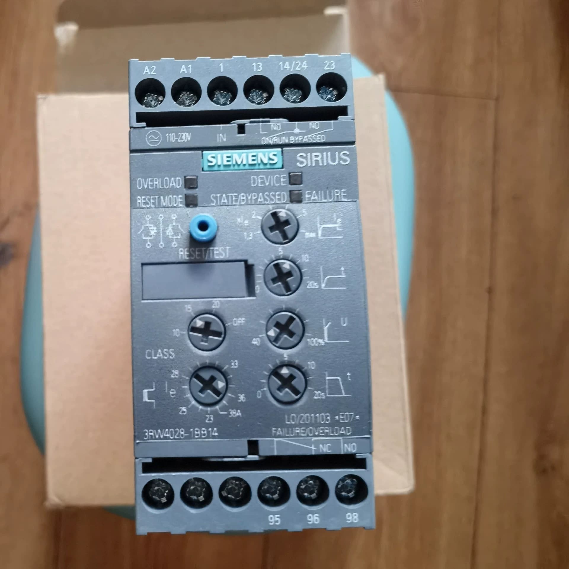 Visiškai naujas, originalus, gamyklinis Siemens 3RW4028-1BB14 minkštas starteris SIRIUS SOFT STARTER