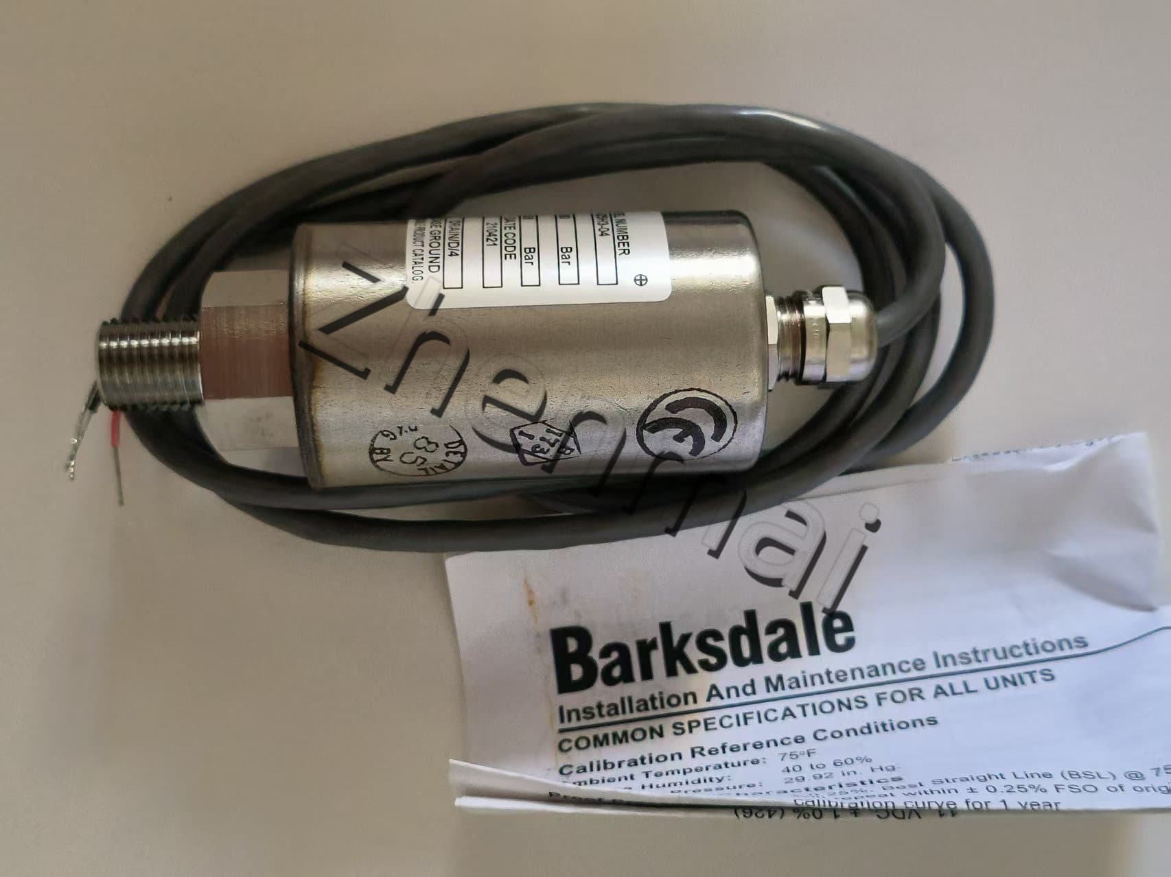 Visiškai naujas originalus Barksdale 425H3-04 slėgio jutiklis Lygio jungiklis Srauto jungiklis Slėgio jungiklis Greitas pristatymas