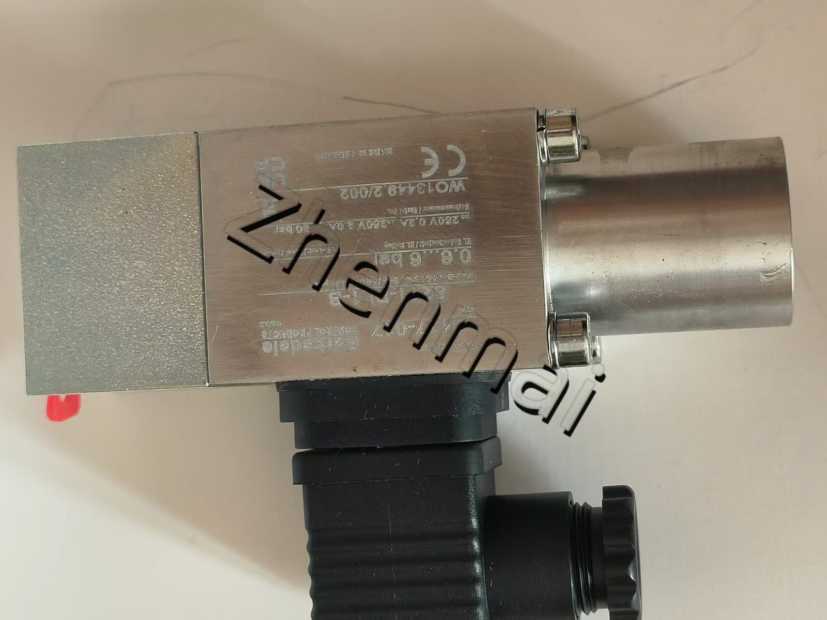 Visiškai naujas originalus Barksdale 8211-PL1-B 0417-017 Slėgio jutiklis Lygio jungiklis Srauto jungiklis Slėgio jungiklis Greitas pristatymas