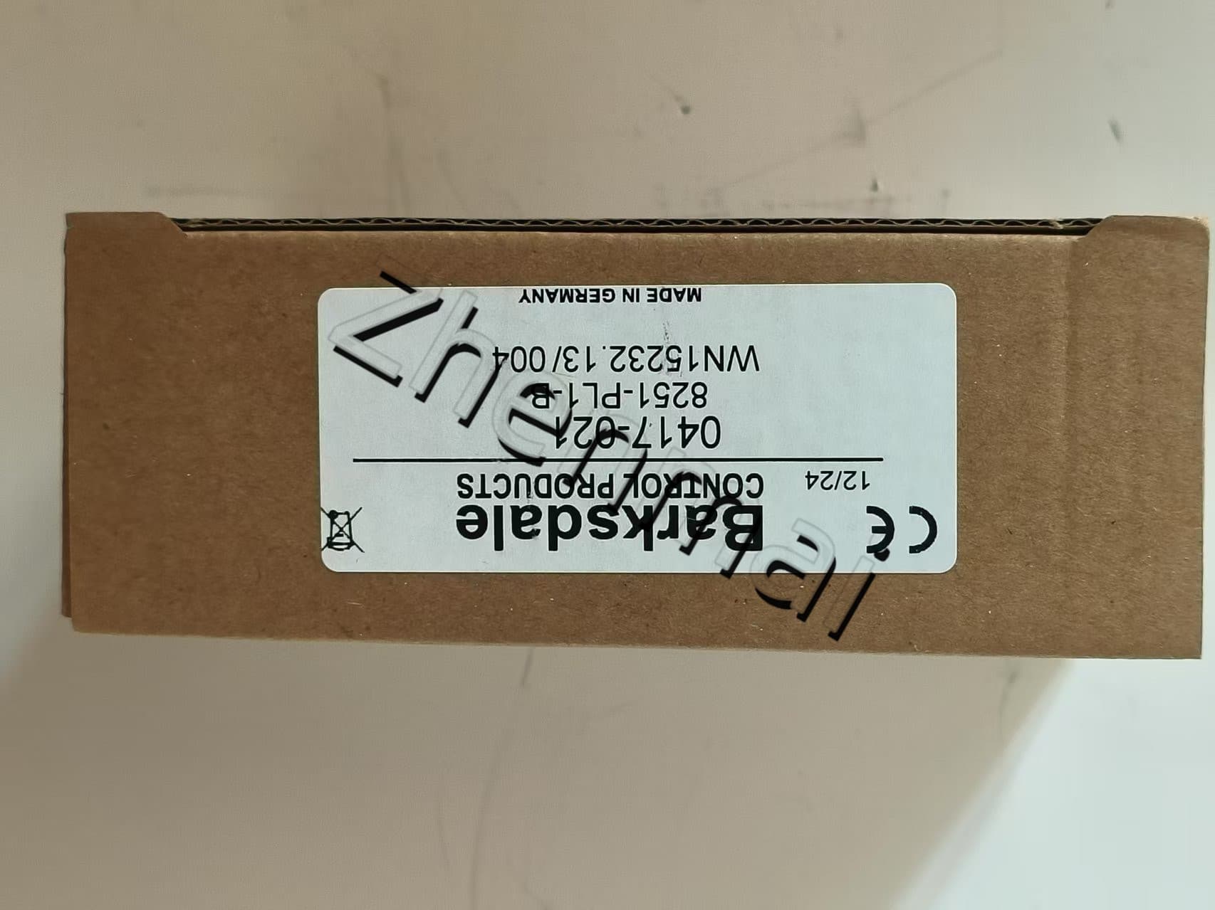 Visiškai naujas originalus Barksdale 8251-PL1-B 0417-021 slėgio jutiklis Lygio jungiklis Srauto jungiklis Slėgio jungiklis Greitas pristatymas