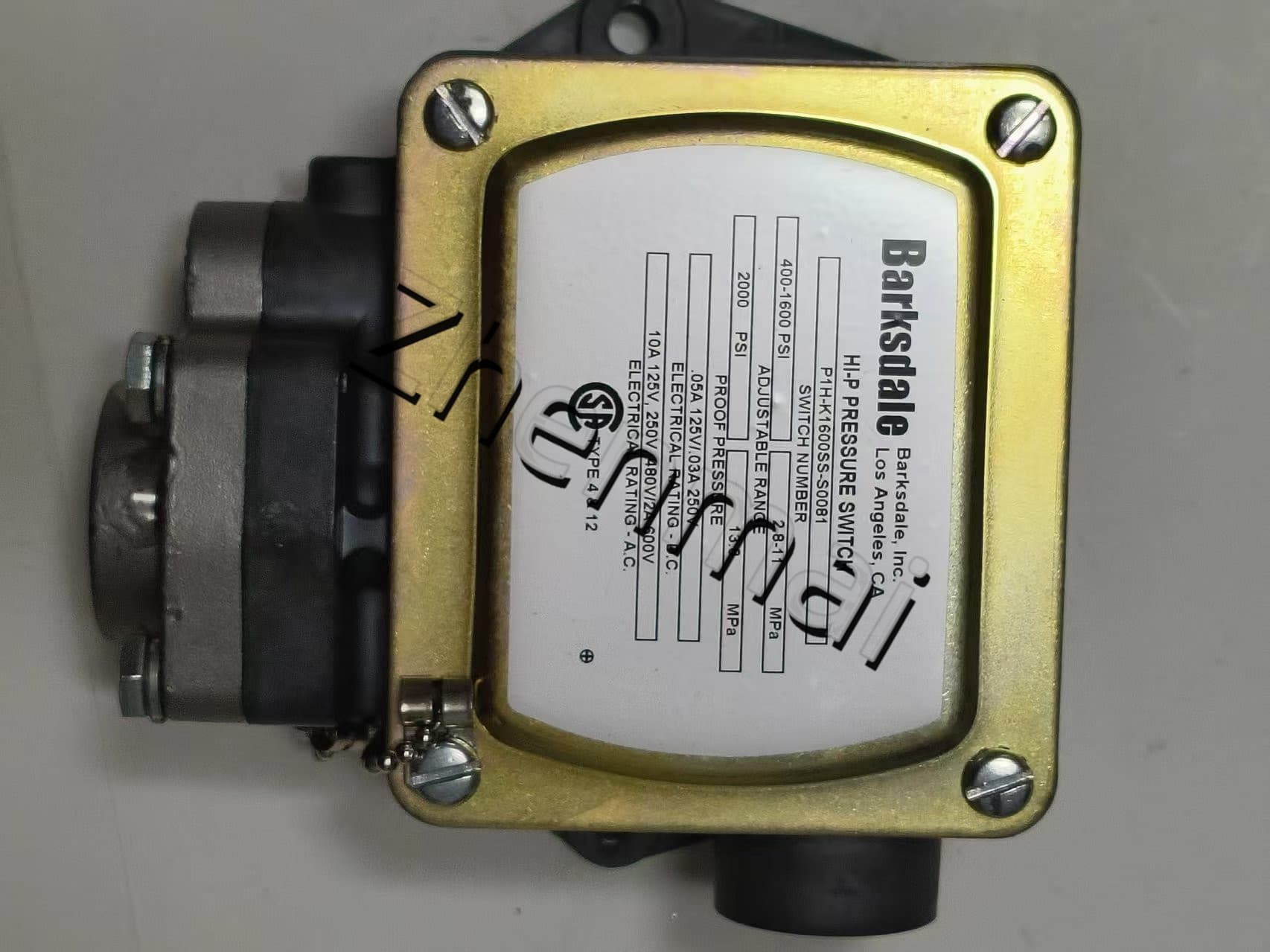 Visiškai naujas originalus Barksdale P1H-K1600SS-S0081 slėgio jutiklis Lygio jungiklis Srauto jungiklis Slėgio jungiklis Greitas pristatymas