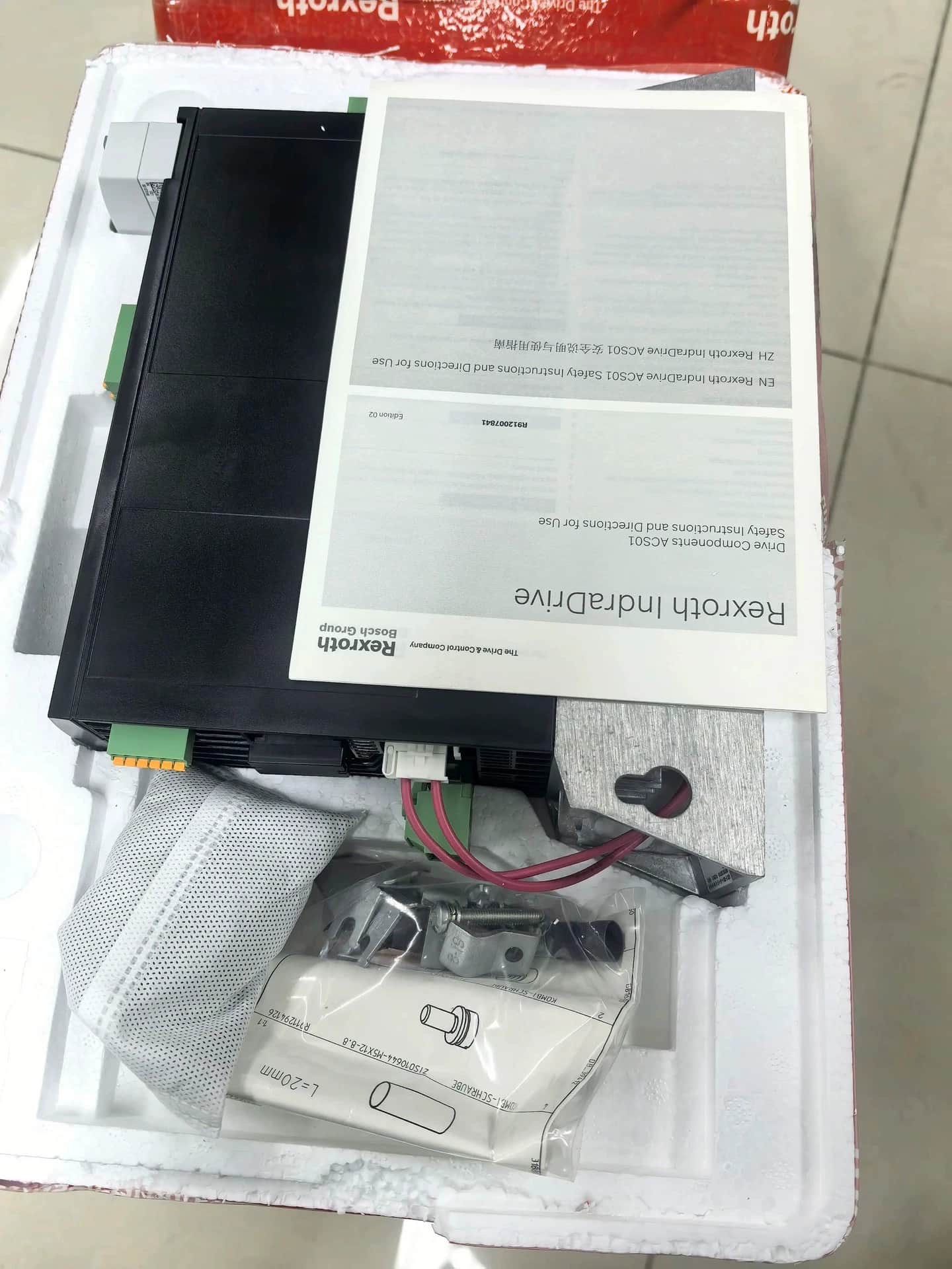 Visiškai nauja originali Bosch Rexroth servo pavara ACS01.1E-W0018-A-03-B-ET-EC-NN-NN-NN-FW servovariklis Greitas pristatymas