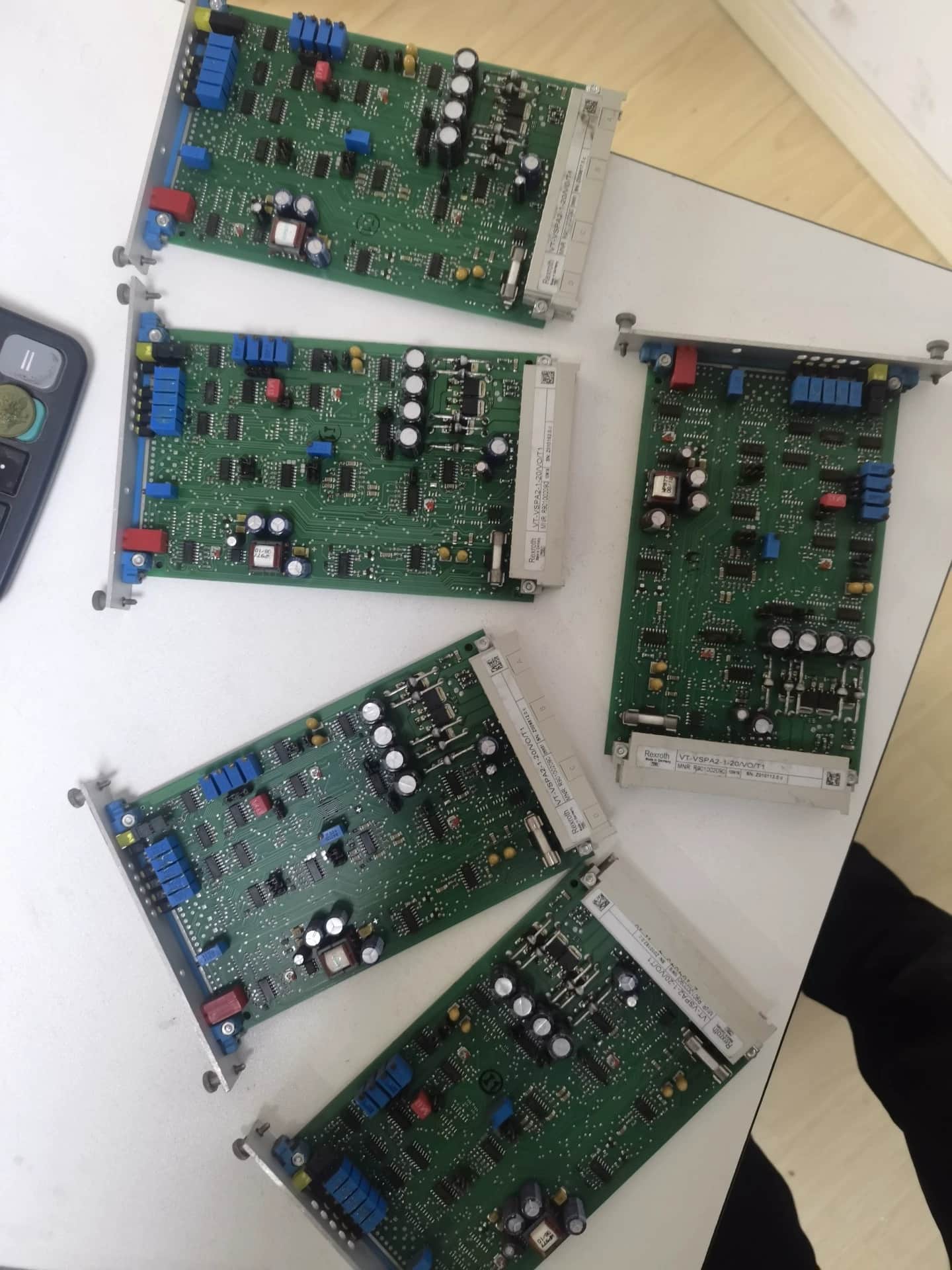 Visiškai naujas originalus Bosch Rexroth servo pavaros stiprintuvas, stiprintuvo plokštė VT-VSPA2-1-20/VO/T1 servo variklis Greitas pristatymas