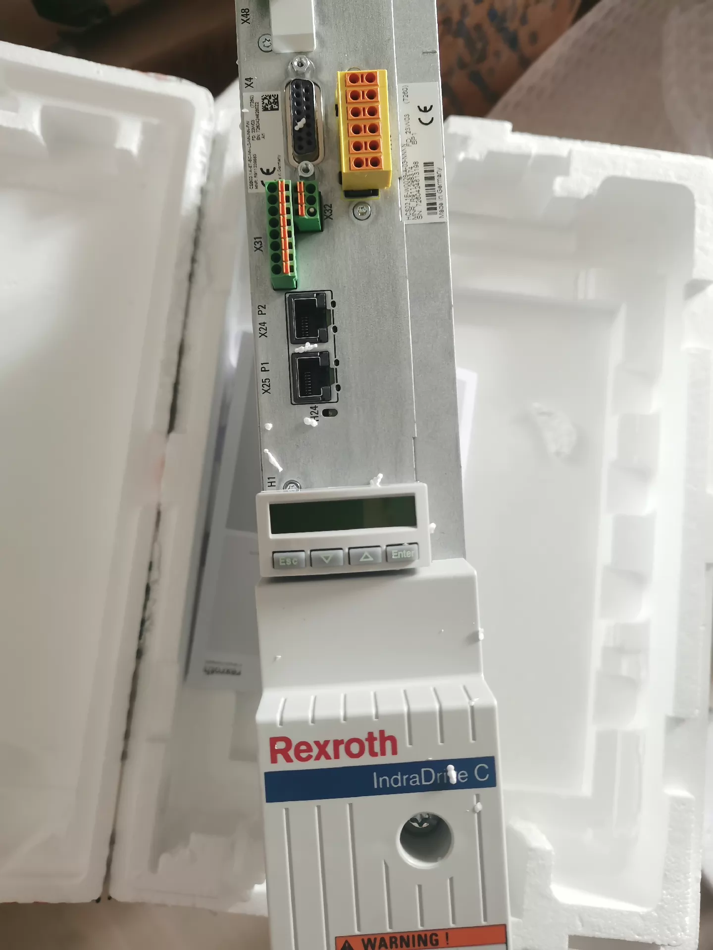 Visiškai naujas originalus Bosch Rexroth servo pavara CSB02.1A-ET-EC-NN-L3-NN-NN-FW servo variklis Greitas pristatymas