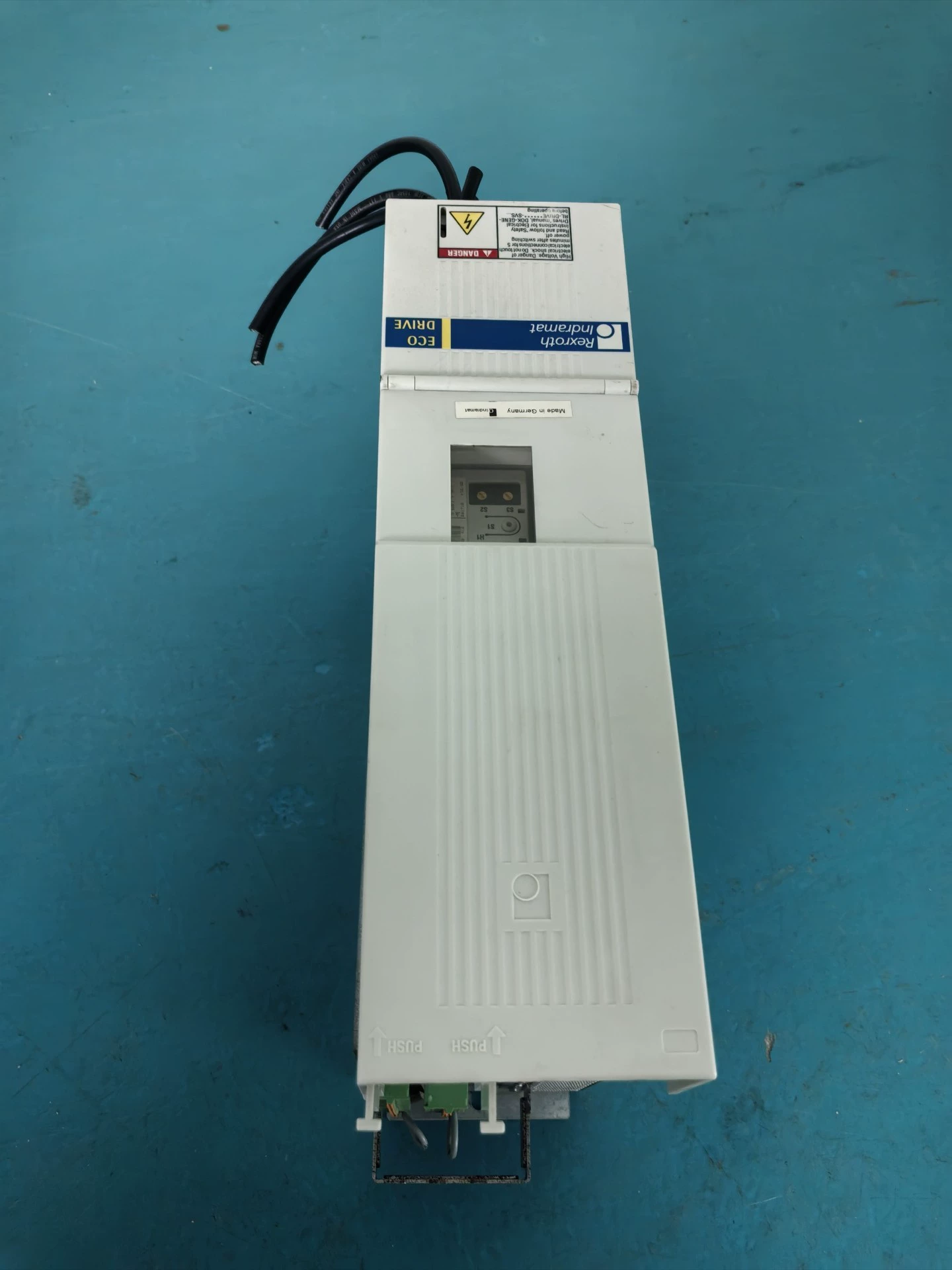Visiškai naujas originalus Bosch Rexroth servo pavara DKC03.3-100-7-FW servo variklis Greitas pristatymas