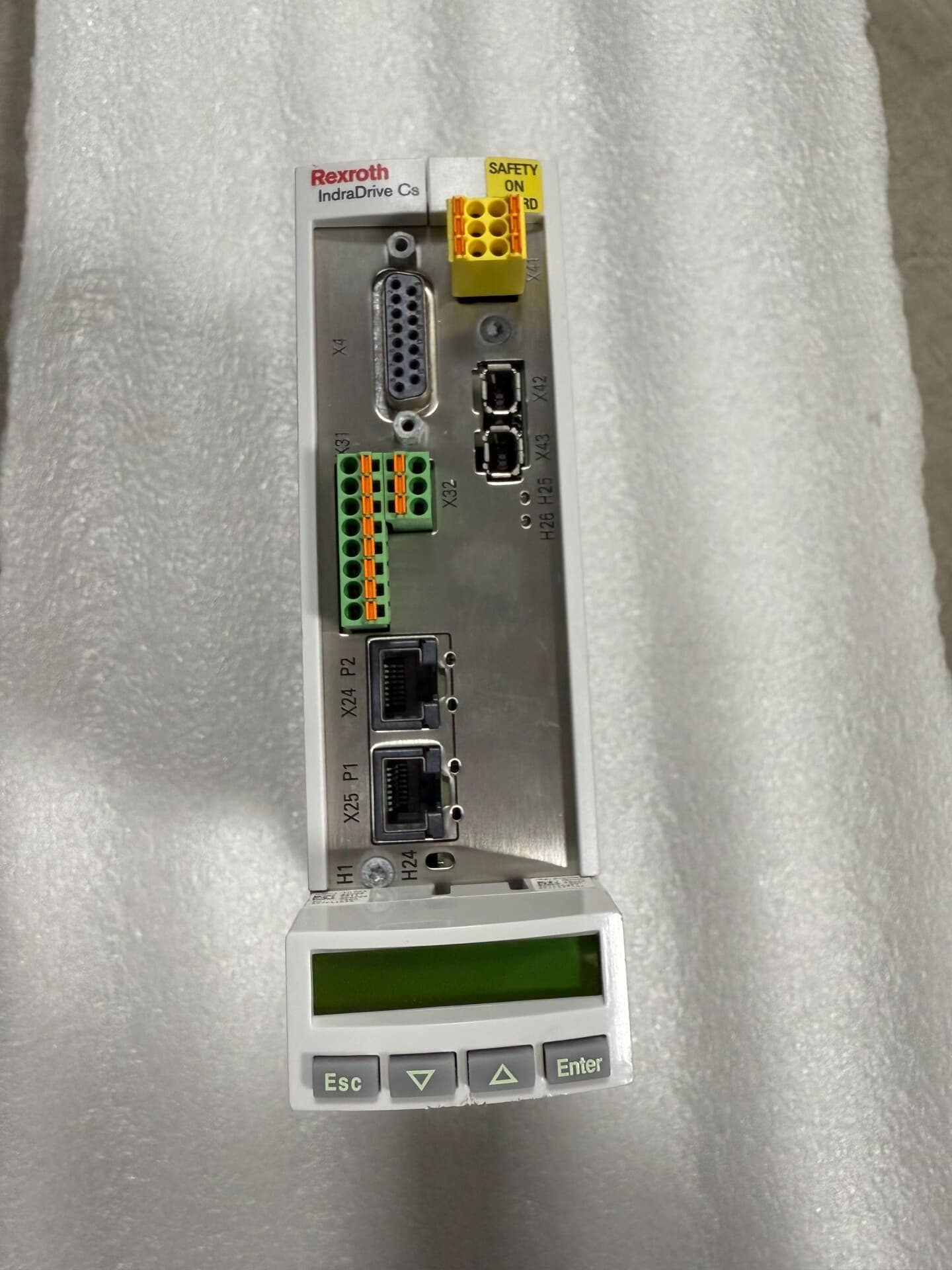 Visiškai naujas originalus Bosch Rexroth servovariklis HCS01.1E-W0005-A-03-B-ET-EC-NN-S5-NN-FW servo variklis Greitas pristatymas
