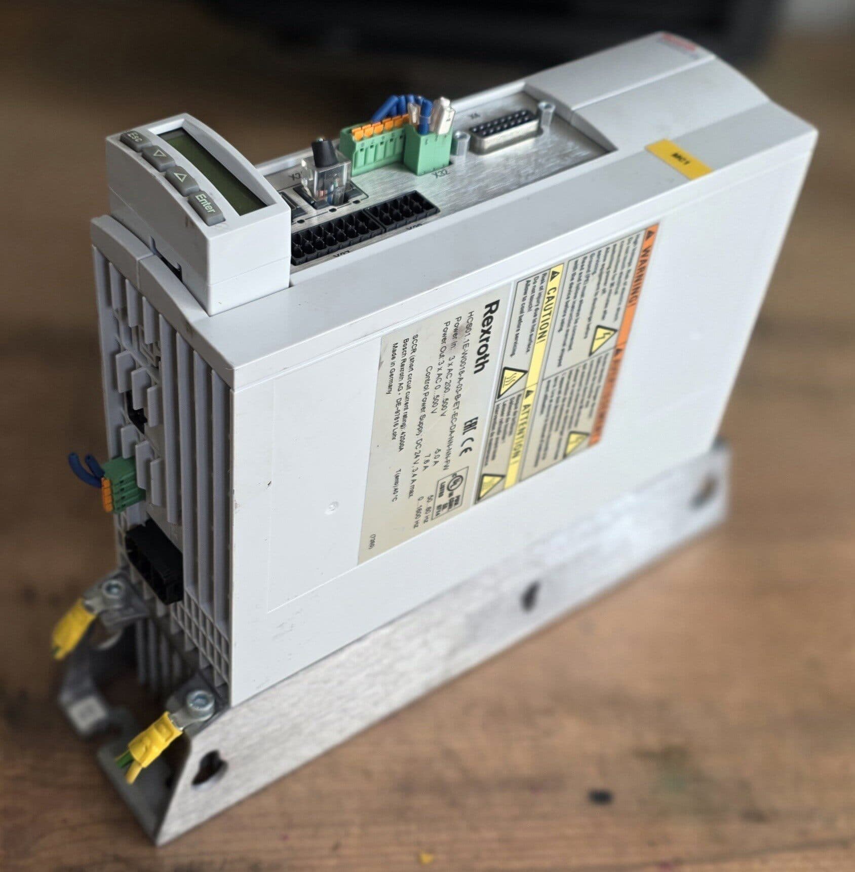 Visiškai naujas originalus Bosch Rexroth servovariklis HCS01.1E-W0018-A-03-B-ET-EC-DA-NN-NN-FW servo variklis Greitas pristatymas
