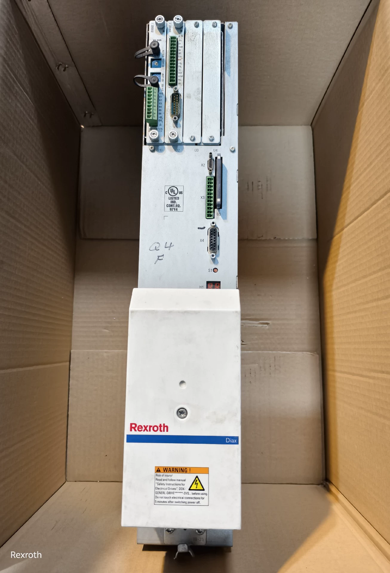 Visiškai naujas originalus Bosch Rexroth servo pavara HDS03.2-W075N-HS12-01-FW servo variklis Greitas pristatymas