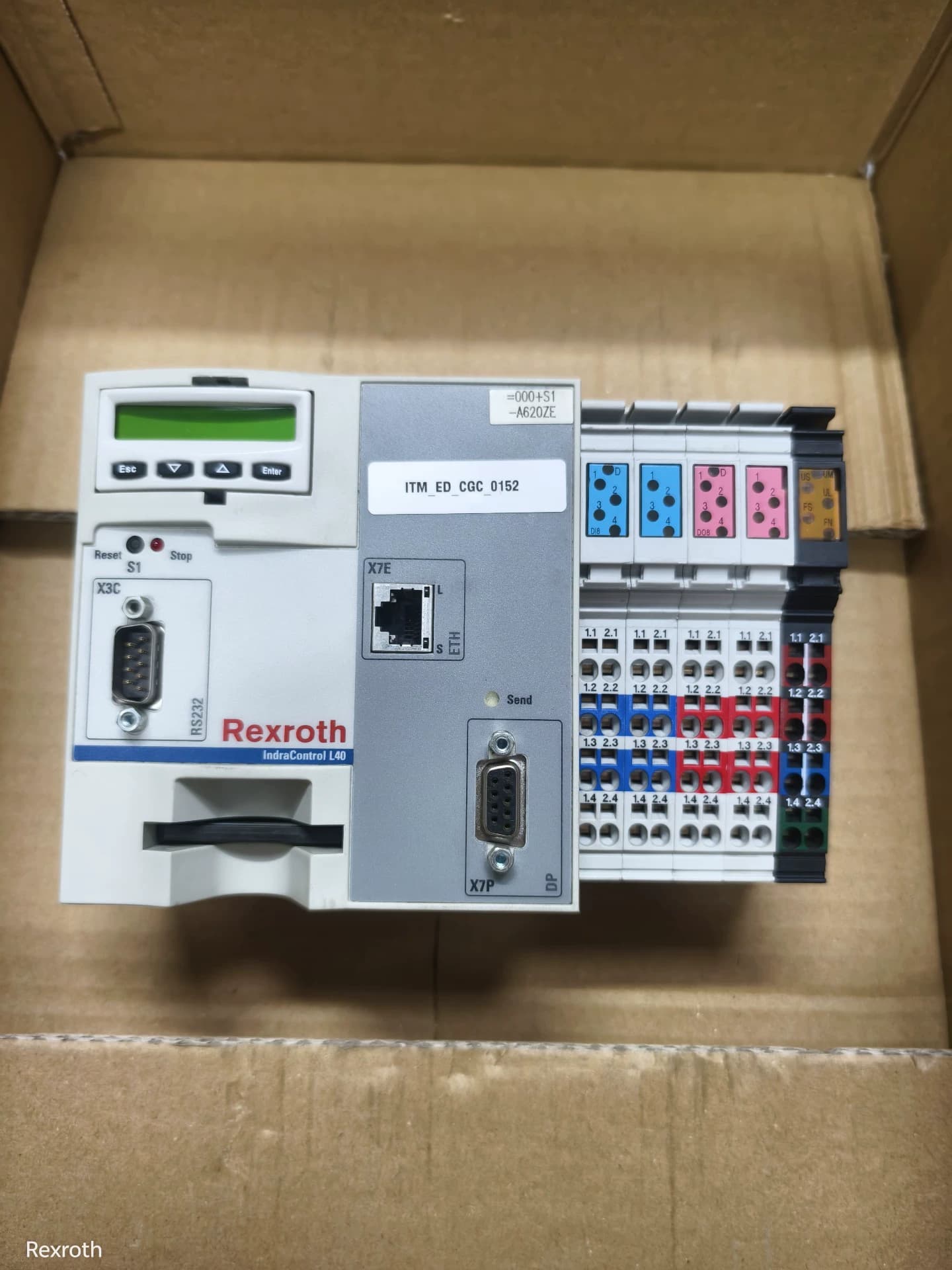 Visiškai naujas originalus Bosch Rexroth Servo pavaros PLC Mobule PLC valdiklis CML40.2-NP-330-NA-NNNN Servo variklis Greitas pristatymas
