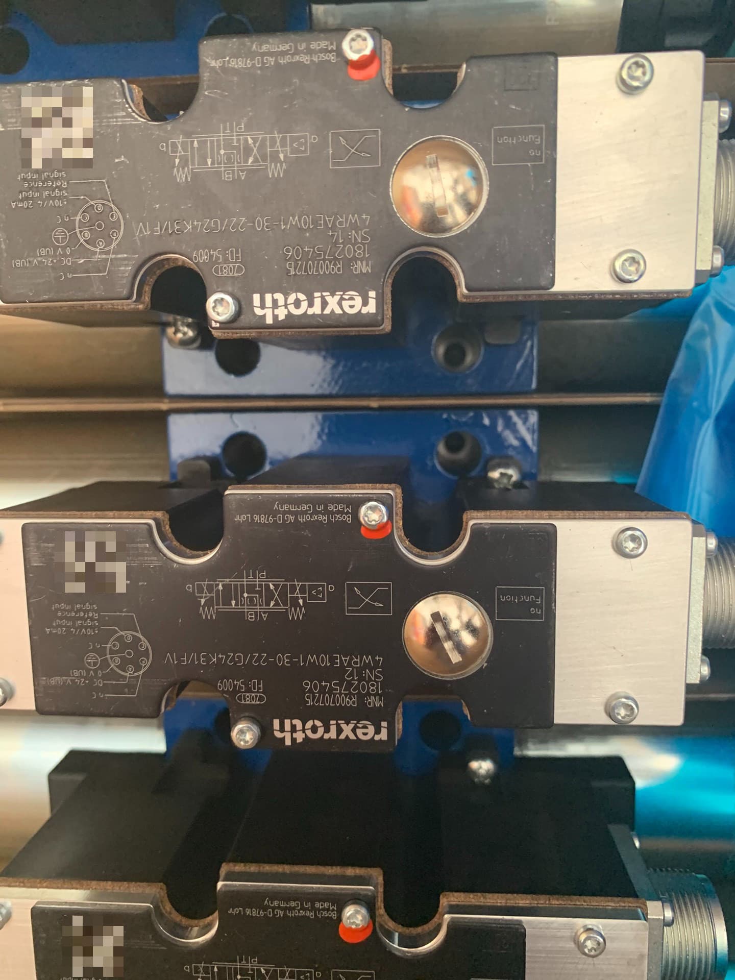 Visiškai naujas originalus Bosch Rexroth servo pavara Slėgio mažinimo vožtuvas 4WRAE10W60-2X/G24N9K31/F1V servo variklis Greitas pristatymas