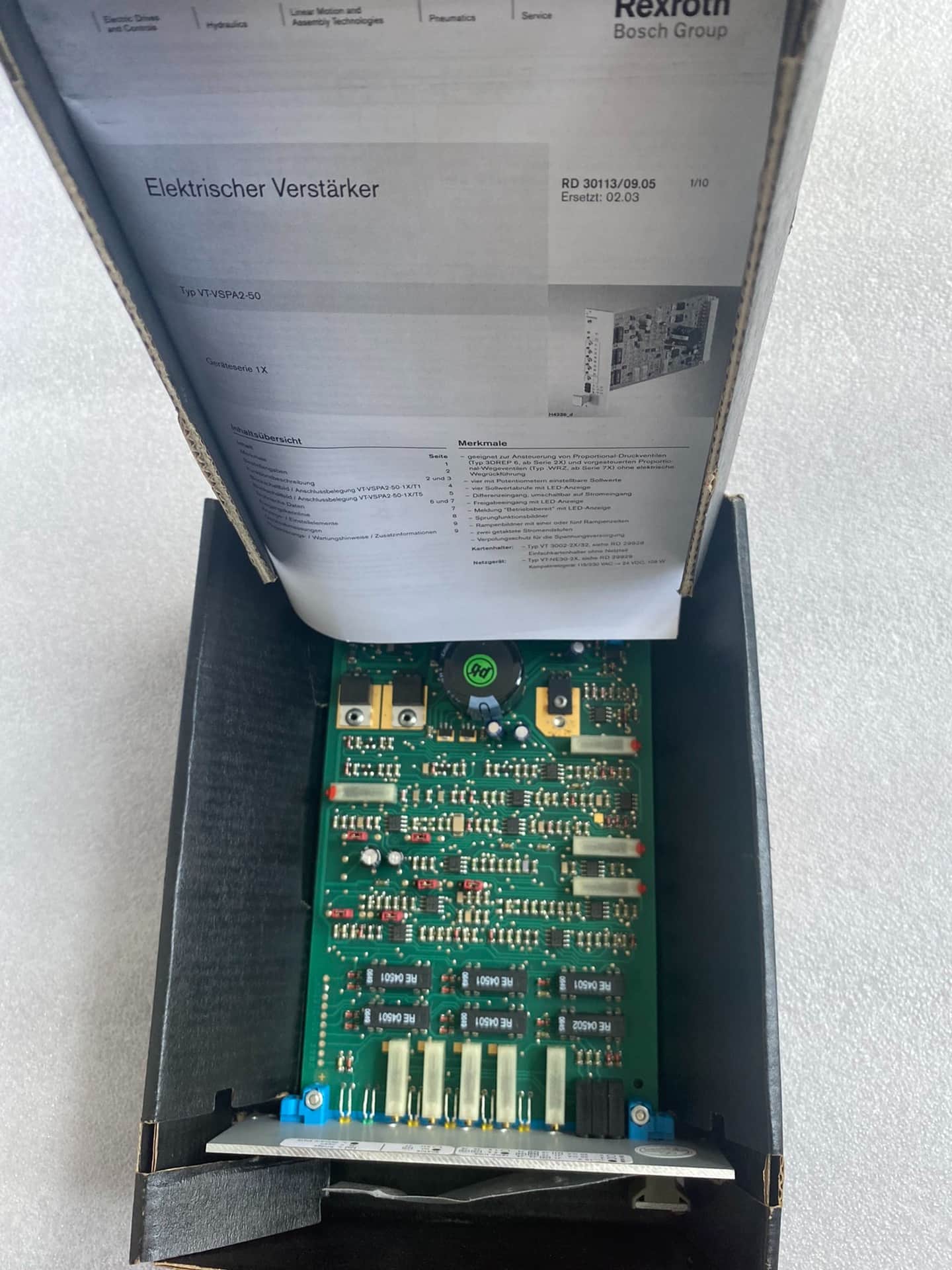 Visiškai naujas originalus Bosch Rexroth servo pavara Proporcinis vožtuvas Proporcinis vožtuvo stiprintuvas VT-VRPA1-100-1XV00 Servo variklis Greitas pristatymas