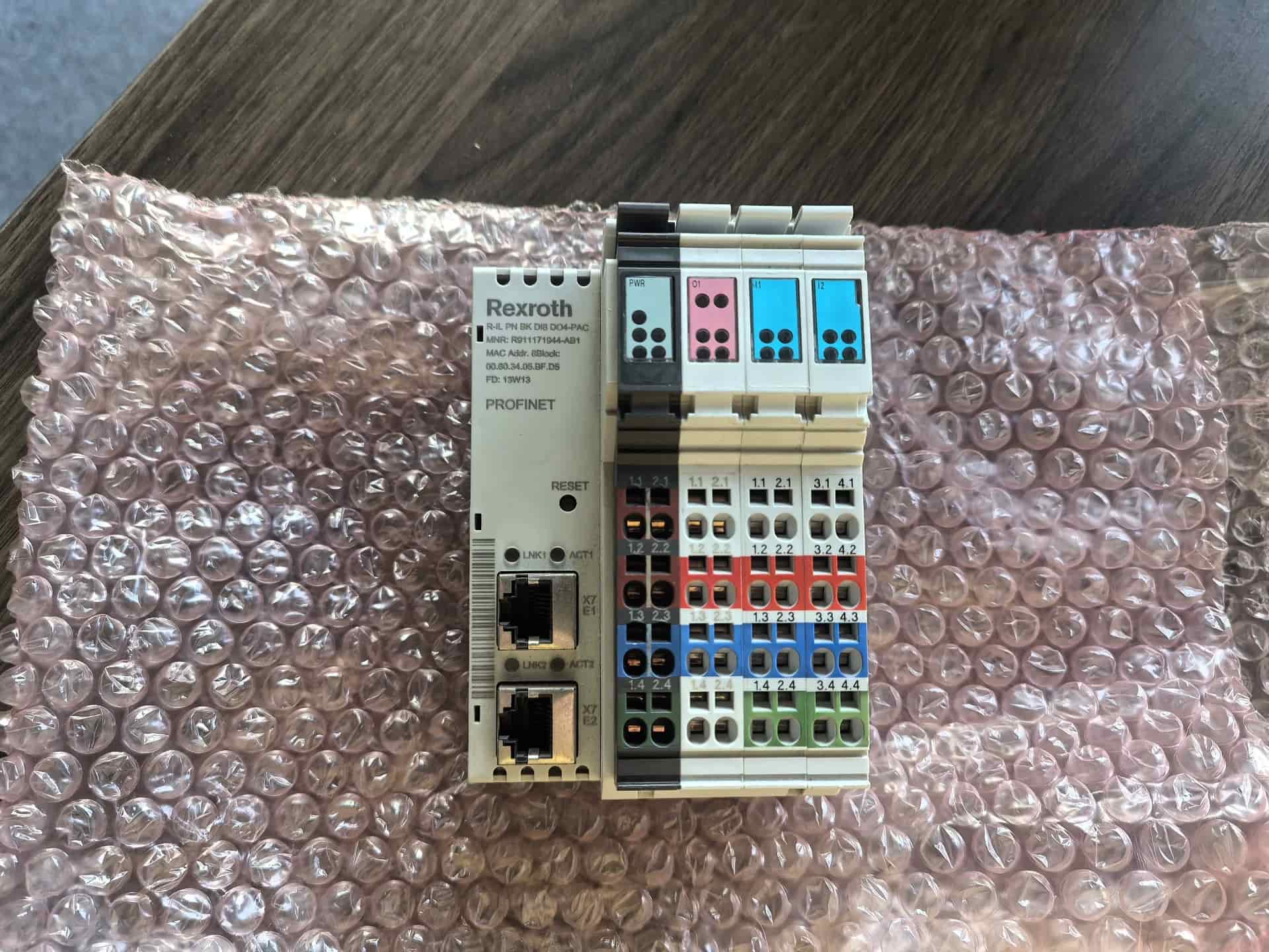 Visiškai naujas originalus Bosch Rexroth servo pavara R911171944-AB1R-IL PN BK DI8 DO4-PAC servo variklis Greitas pristatymas