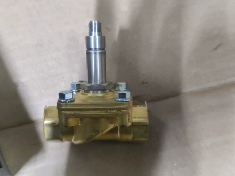 Visiškai naujas originalus Parker 221G15 Servo pavaros kintamo dažnio pavaros servo variklių valdikliai Greitas pristatymas