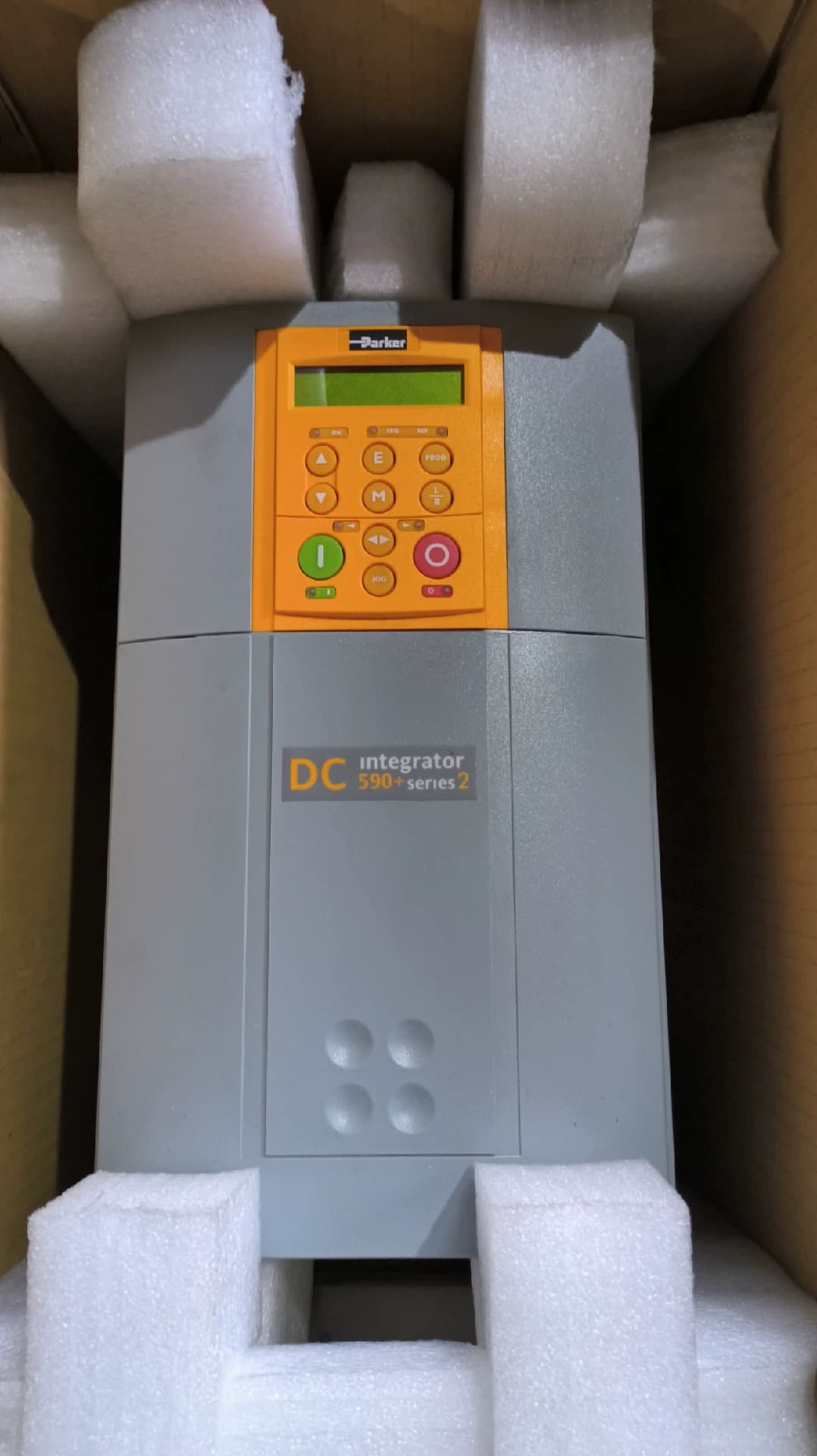 Visiškai naujas originalus Parker 591P-53311020-P00-U4A0 Servo pavaros kintamo dažnio pavaros servo variklių valdikliai Greitas pristatymas
