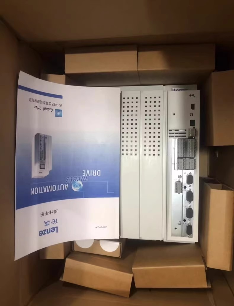 Originalus naujas Lenze E82EV551-4C pramoninis I/O modulis FedEx DHL greitas pristatymas