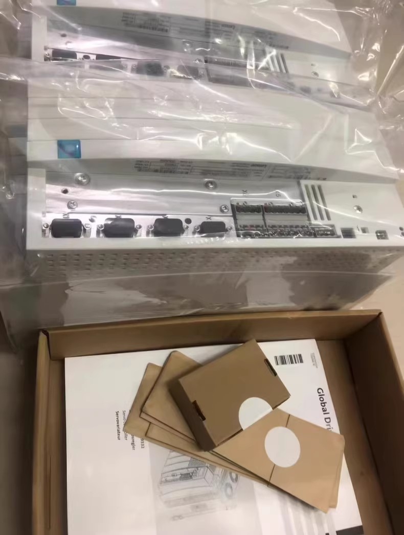 Tikras naujas Lenze E94ASHE0174 pramoninis I/O modulis FedEx DHL greitas pristatymas
