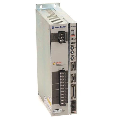 Nauja originali Allen-Bradley 2098-DSD-030 Ultra 3000 serijos skaitmeninė servo pavara, greitas pristatymas